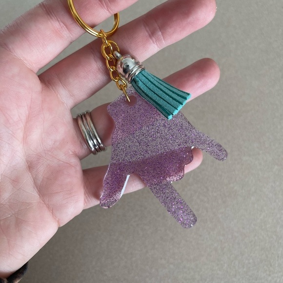 🎉🎉HP🎉🎉 Handmade Rock On Hand Symbol Keychain - Picture 2 of 7